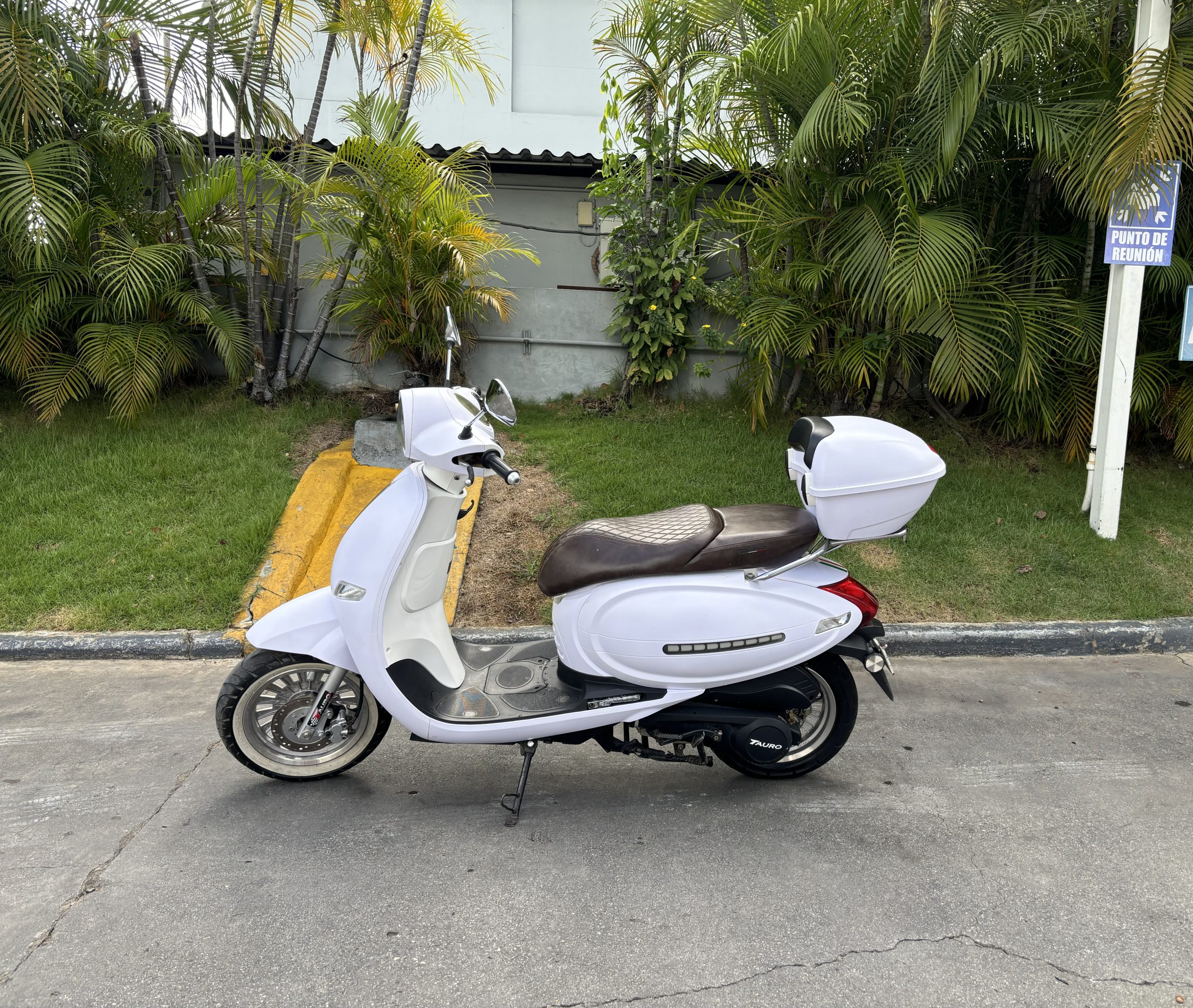 Tauro Capuccino 150 – 2022