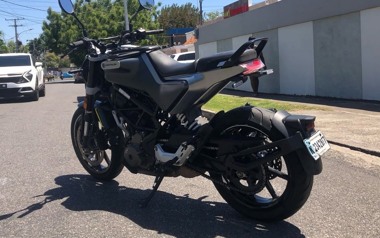 Husqvarna Svartpilen 250 – 2021